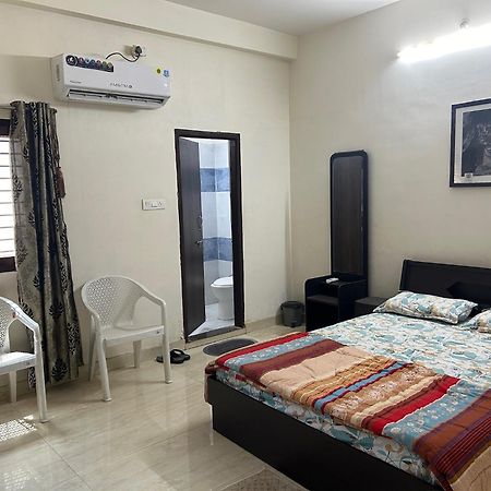 Samadhan Home Stay 贾巴尔普尔 外观 照片