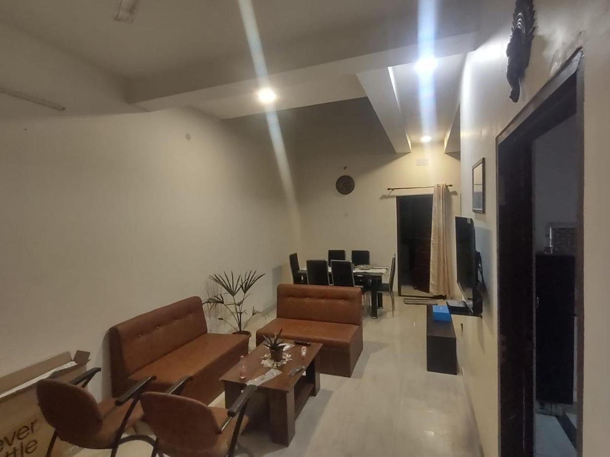 Samadhan Home Stay 贾巴尔普尔 外观 照片